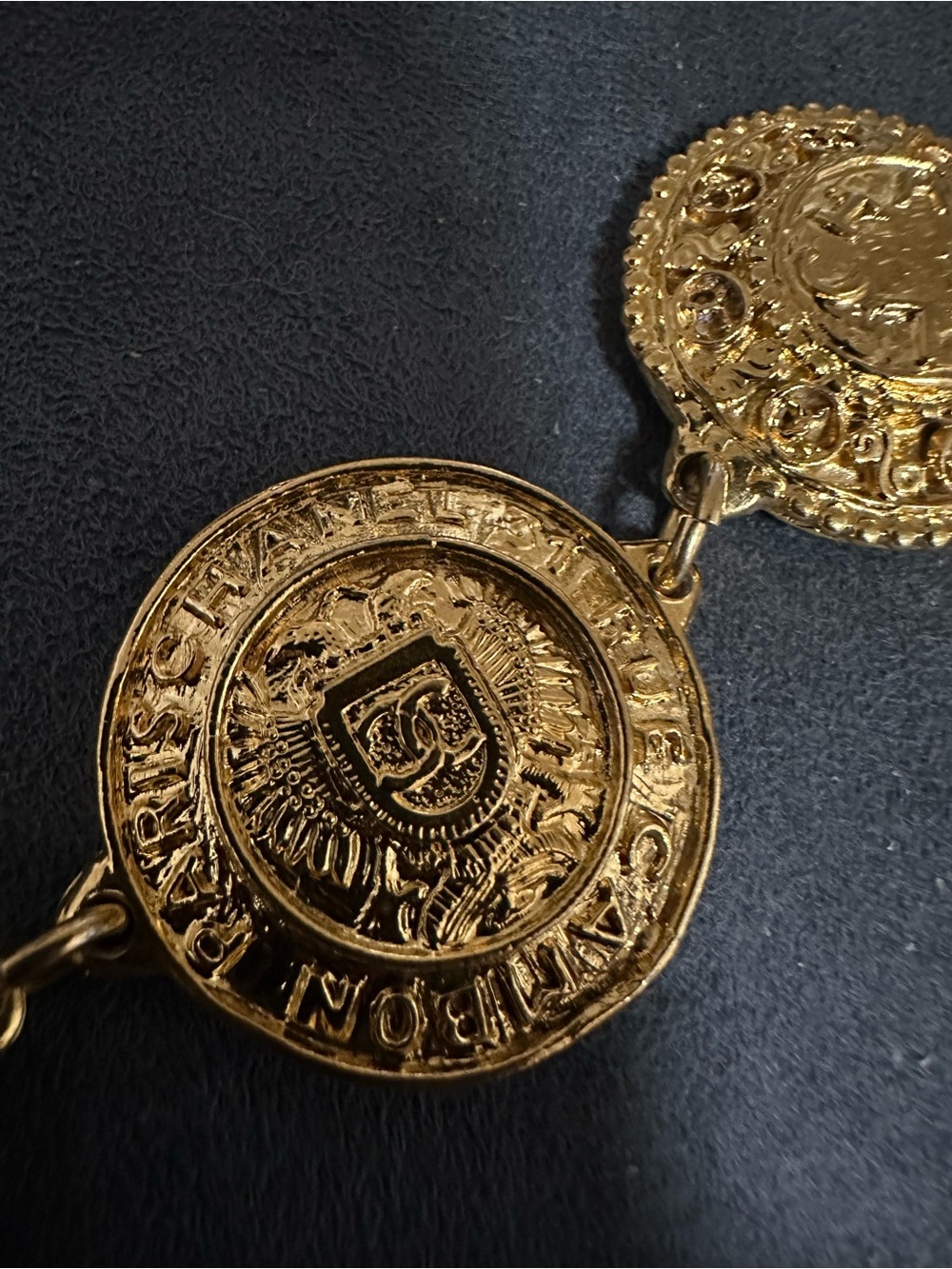 CHANEL Gold Coin Medallion Link Bracelet with CC Charm - Picture 5 of 13